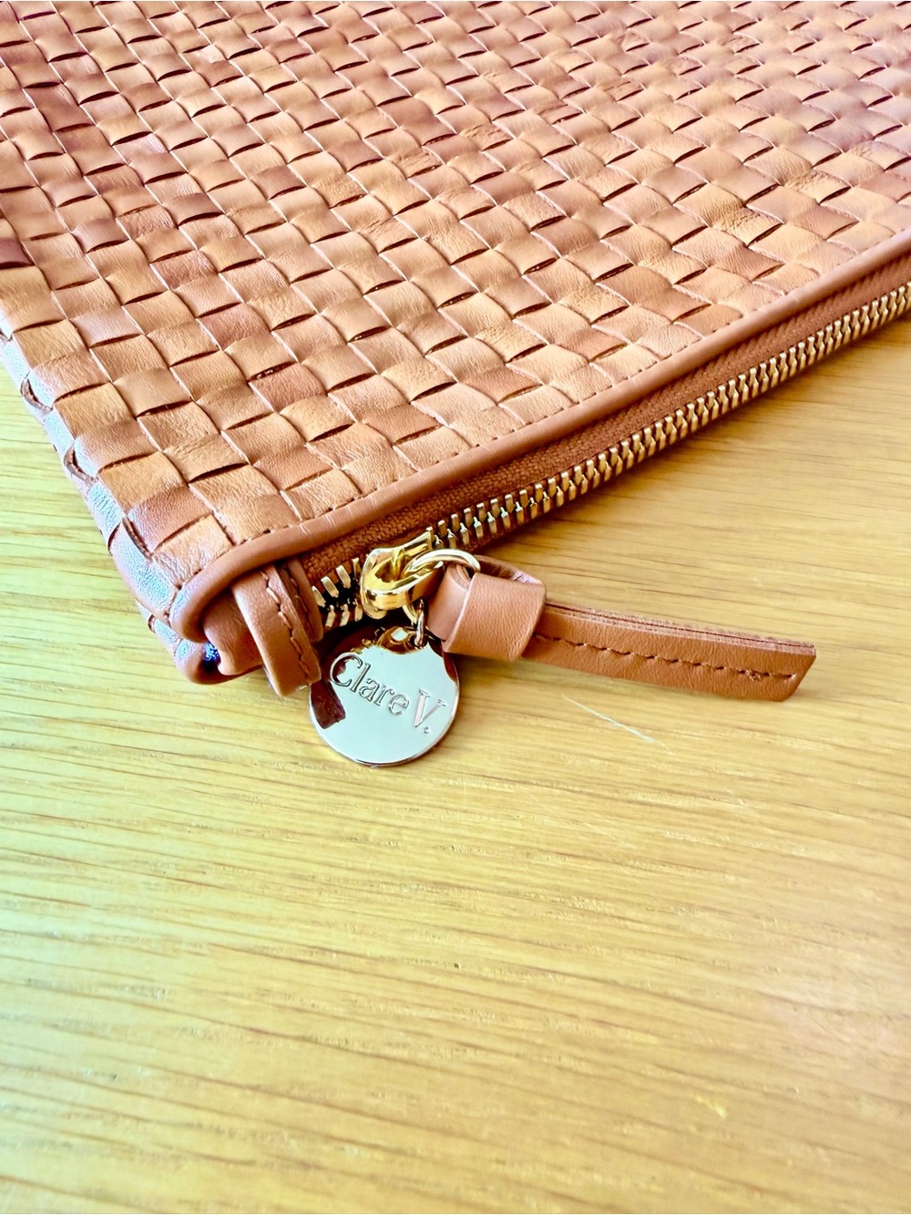 Clare V Flat Clutch w/ Tabs NWT
Natural Woven Checker - Picture 8 of 9